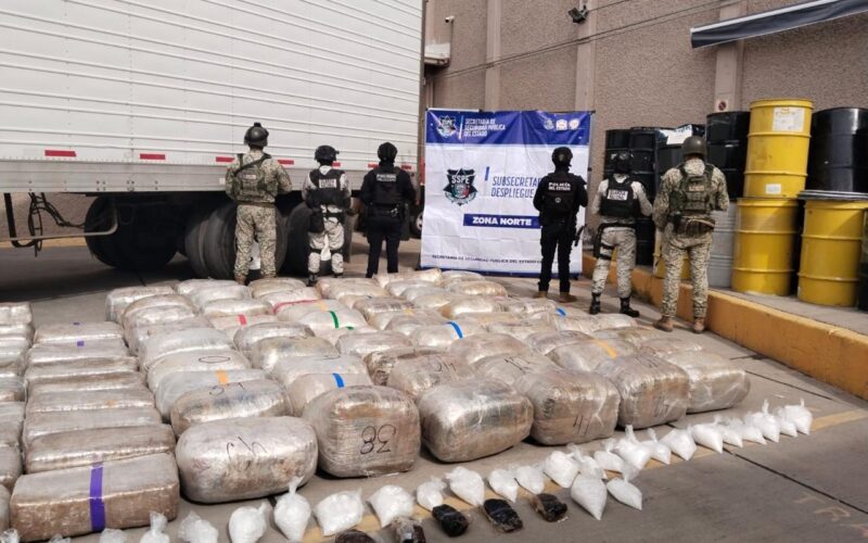 Colabora SSPE con fuerzas federales y aseguran casi una tonelada de droga en Juárez