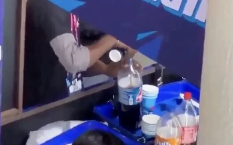 Video viral exhibe presunta práctica antihigiénica en estadio de críquet en India – Martillo Rojo Noticias