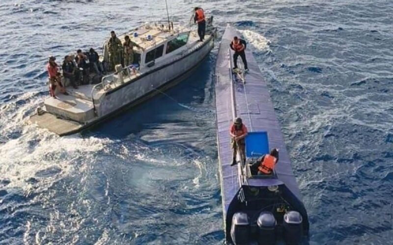 Marina intercepta semisumergible con más de cuatro toneladas de cocaína frente a Colima – Martillo Rojo Noticias
