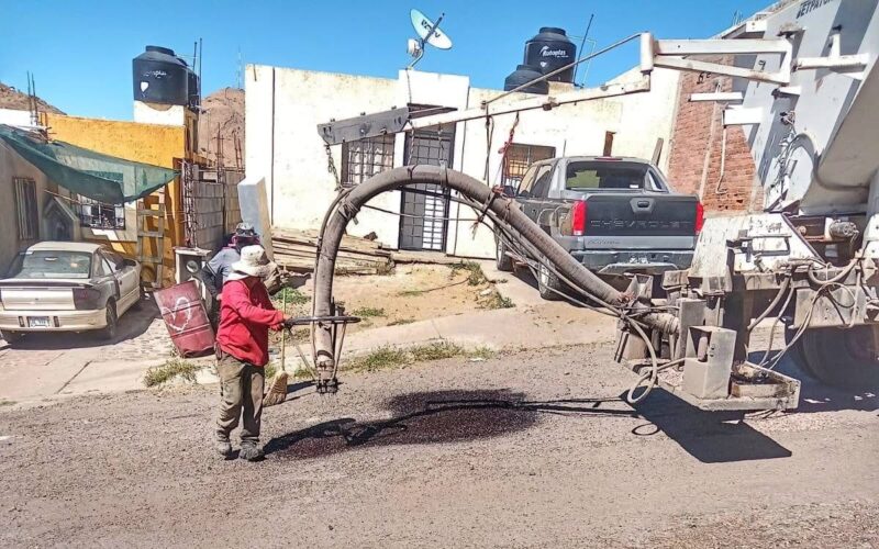 Continúa programa de bacheo permanente en Hidalgo del Parral – Martillo Rojo Noticias