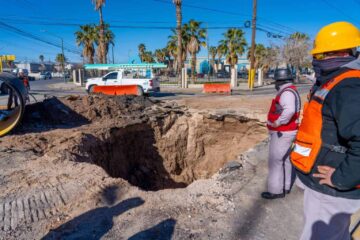 Atiende JMAS hundimiento por colapso de colector en avenida Vicente Guerrero