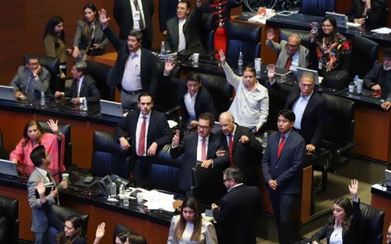 Senado aprueba “plan B” de Sheinbaum sin revocación anticipada; pasa a Diputados – Martillo Rojo Noticias