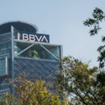 BBVA advierte riesgos en metas económicas del Gobierno para 2027 – Martillo Rojo Noticias