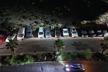 Localizan 17 vehículos robados en EU y una camioneta blindada con droga en Puerto Peñasco